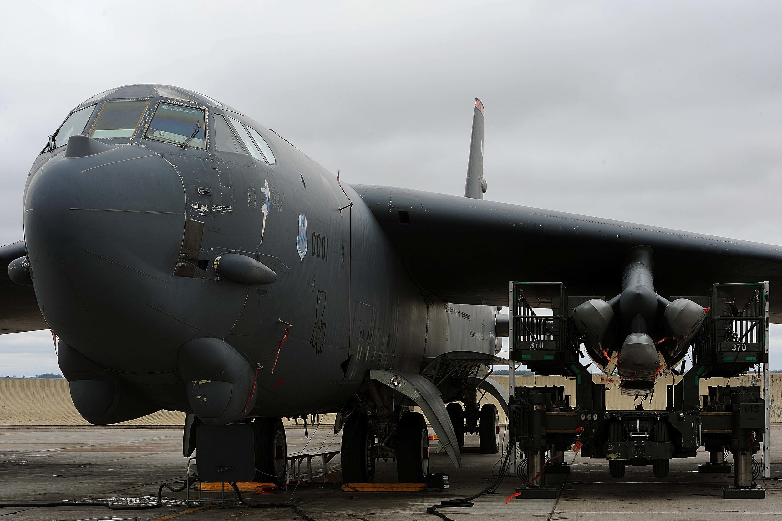 A B-52H loaded with air-launched cruise missiles. Photo courtesy U.S. Air Force/Senior Airman Kristoffer Kaubisch