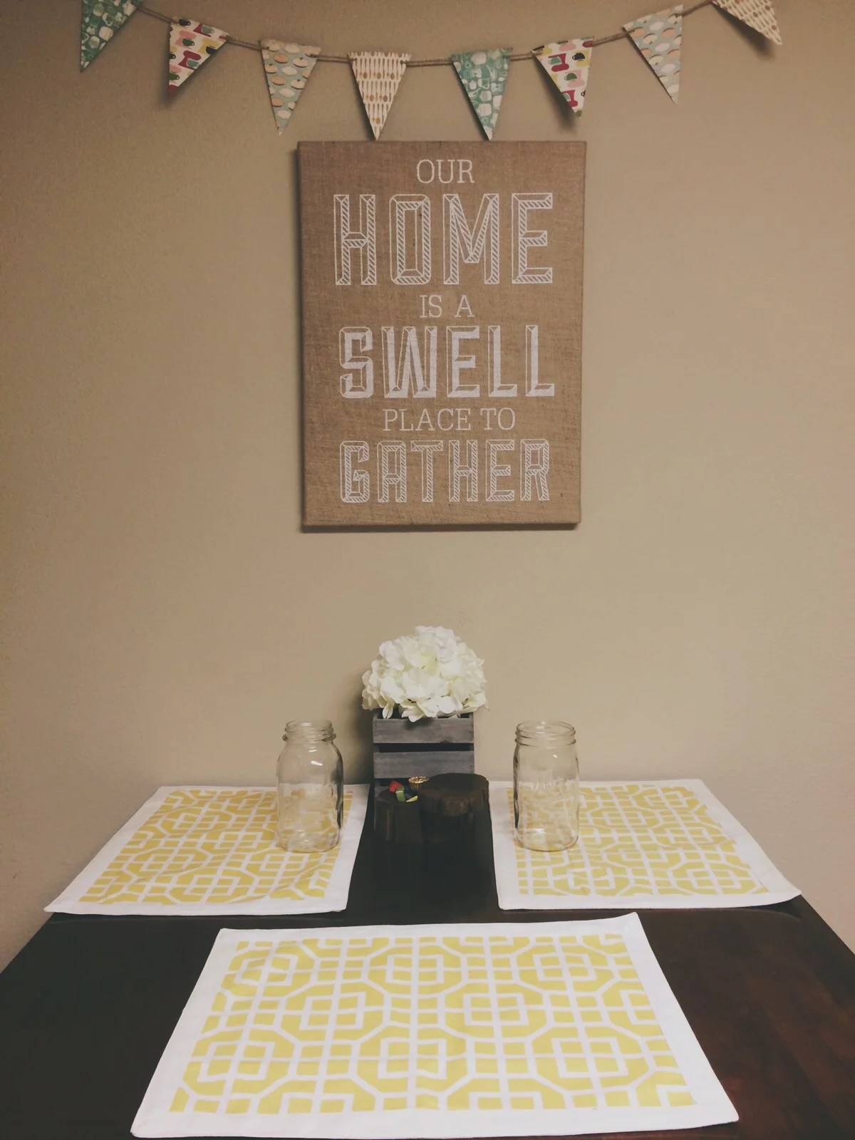 Props to my awesome roommate, Amanda, for decorating the house and making it feel like a home :)
