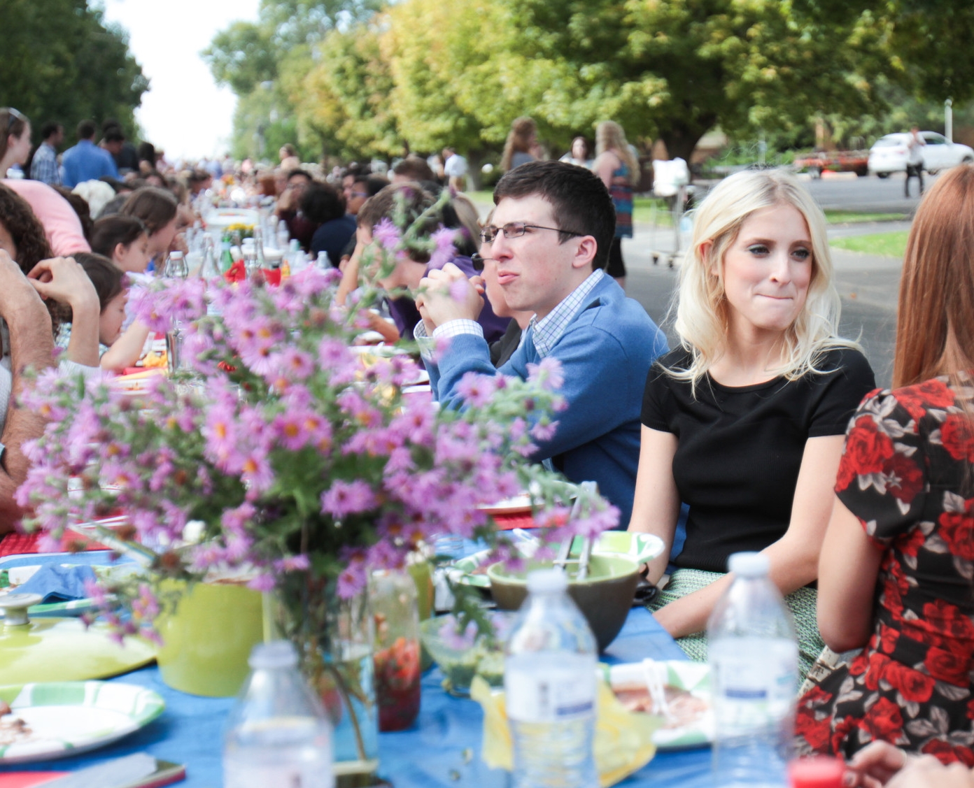 The Longest Table is today! Join us on 4th Avenue after the service. Find a table, greet your host, and join them for Sabbath lunch!