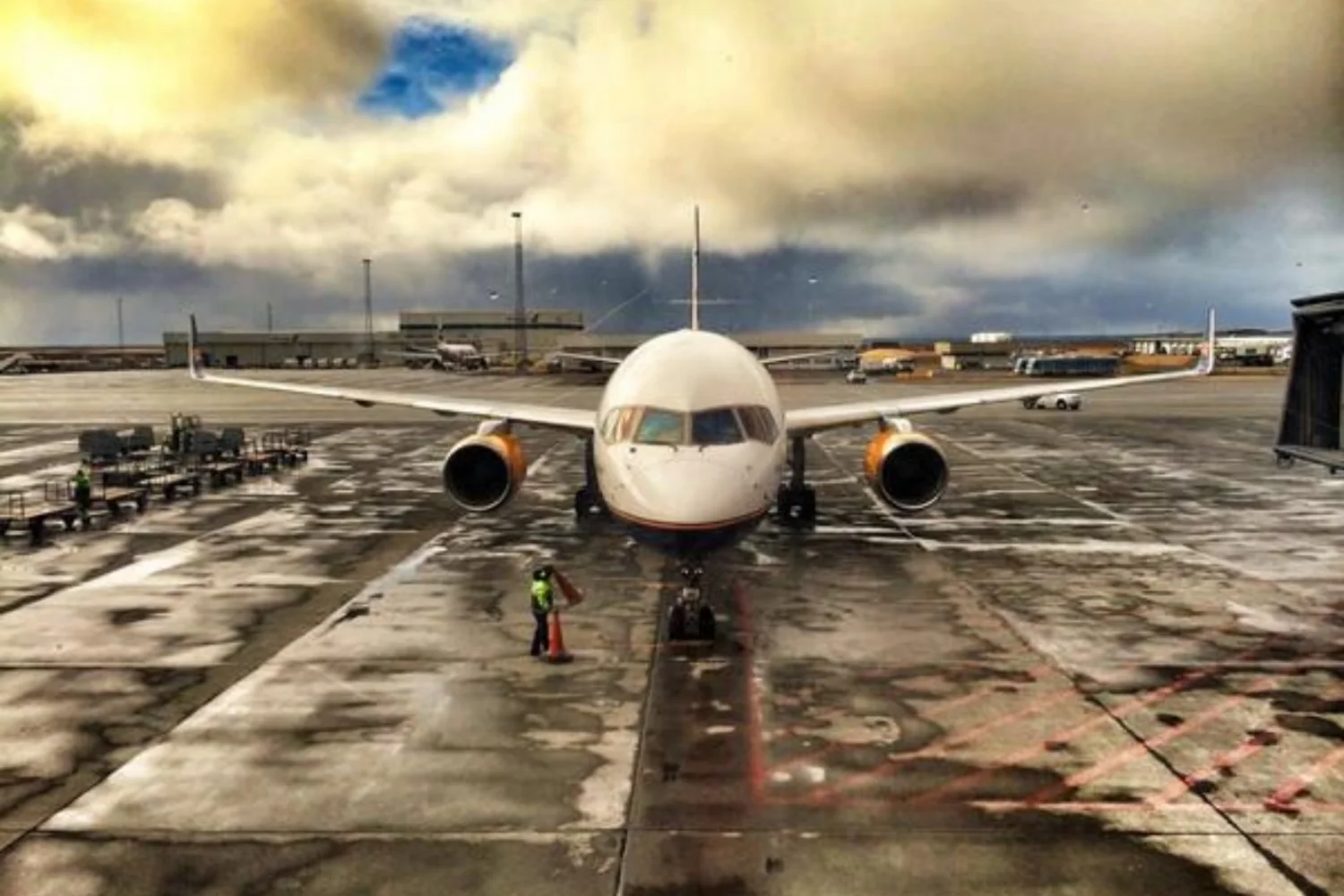 Keflavi airport.jpg