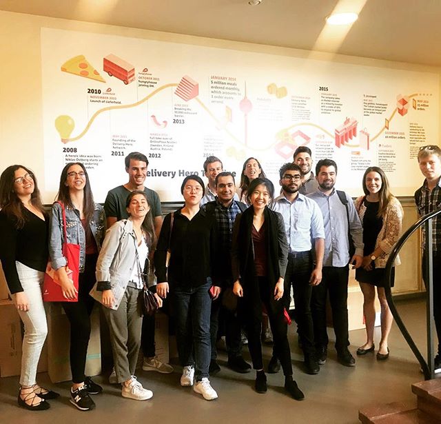 Master in management students visiting the offices of @deliveryhero in Berlin #berlinimmersion #studytours #legacyventures #mbalife #businessschool #entrepreneurship #innovation #venturecapital #unicornbusiness #germanunicorn #masterinmanagement #berlintrip