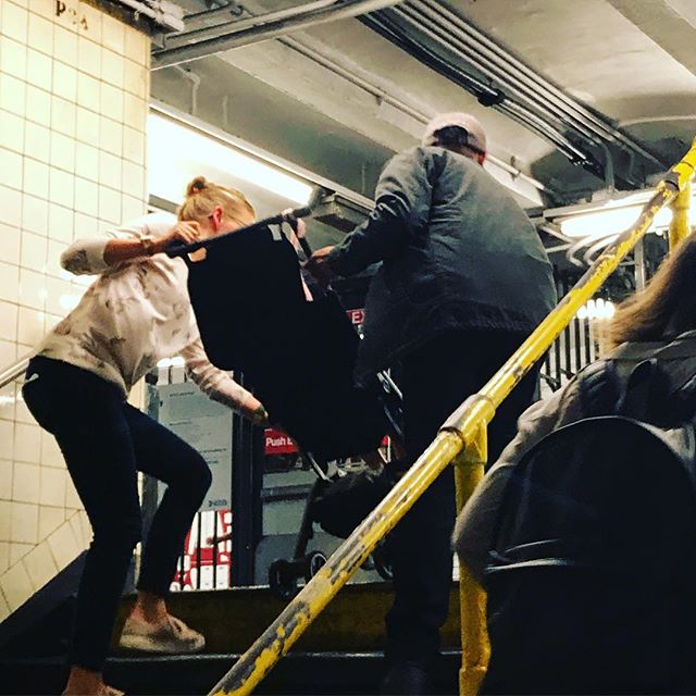 Helping hand up the steps. .
.
.
.
.
#Nicenewyorker #Nicenewyorkers #Nyc #Nicenyc #Ilovenyc #mkexplore #shotzdelight #rsa_streetview #vscoportrait #urbanandstreet #gearednomad #uncalculated #symmetricalmonsters #quietthechaos #thecreative #yngkillers #seemycity #famfirst #familylove #brooklynny #brooklynphoto #iphoneography #karma #strollerworkout #payitforward #nyclife #nyc
