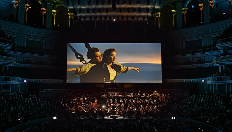 titanic-live-traler-poster.jpg