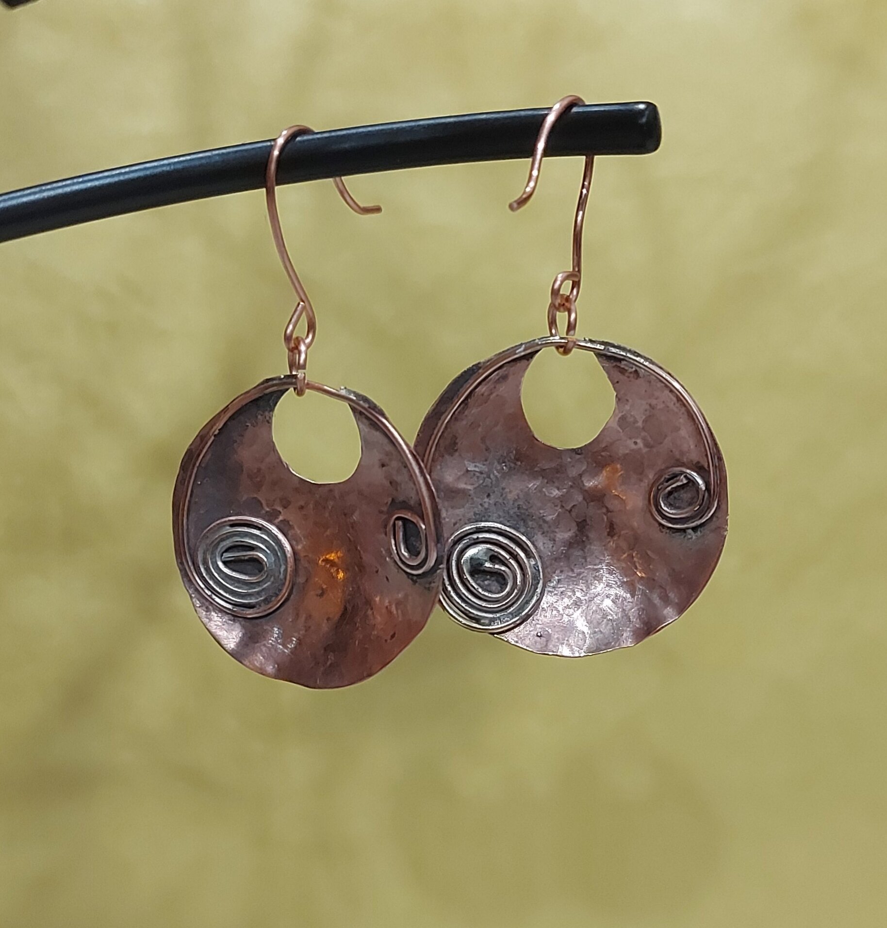 Double spiral earrings