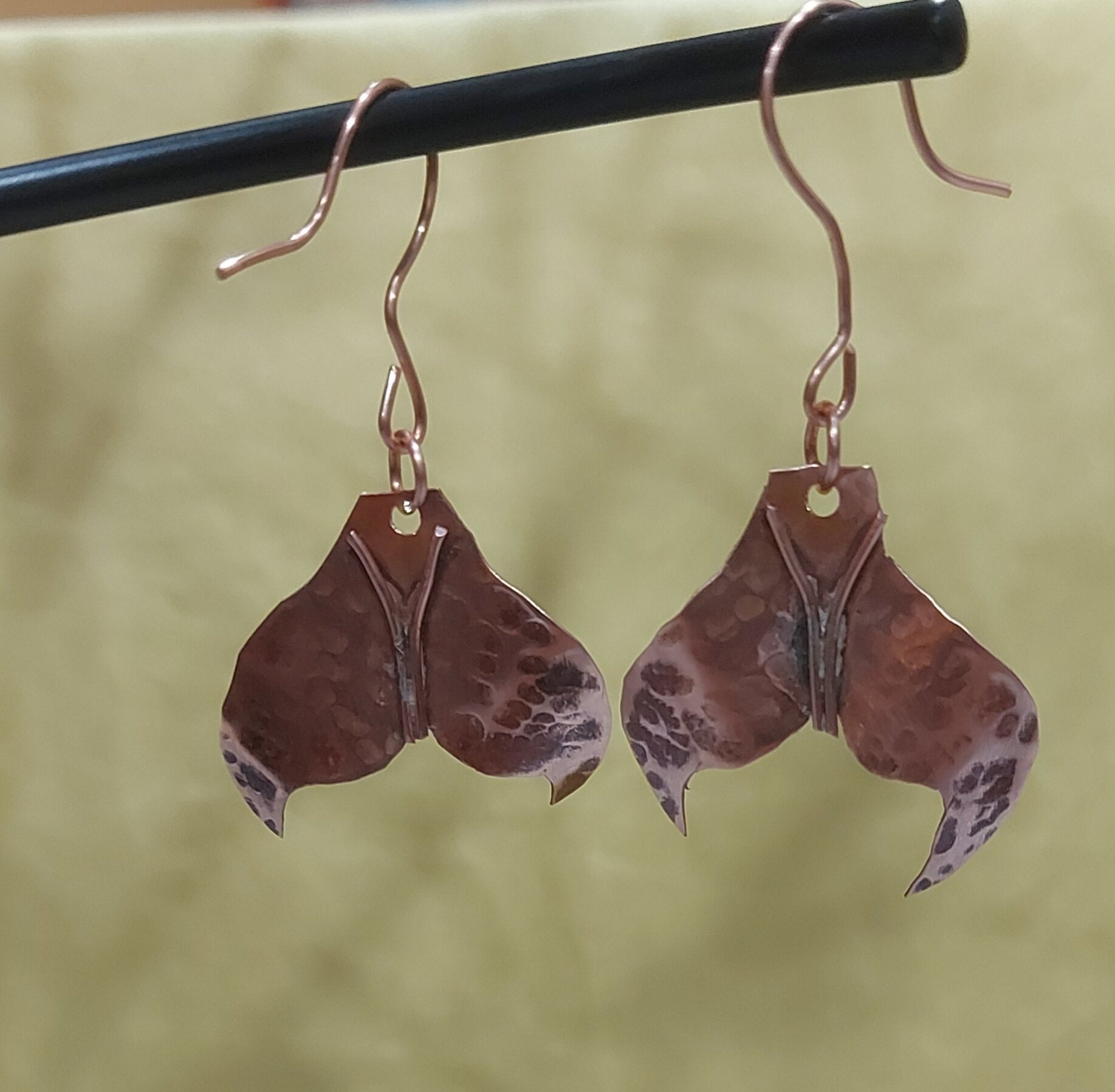 Whales tail earrings