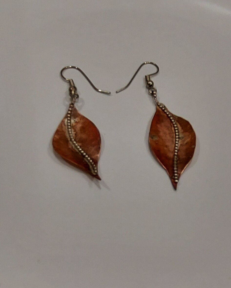 Leaf earrings