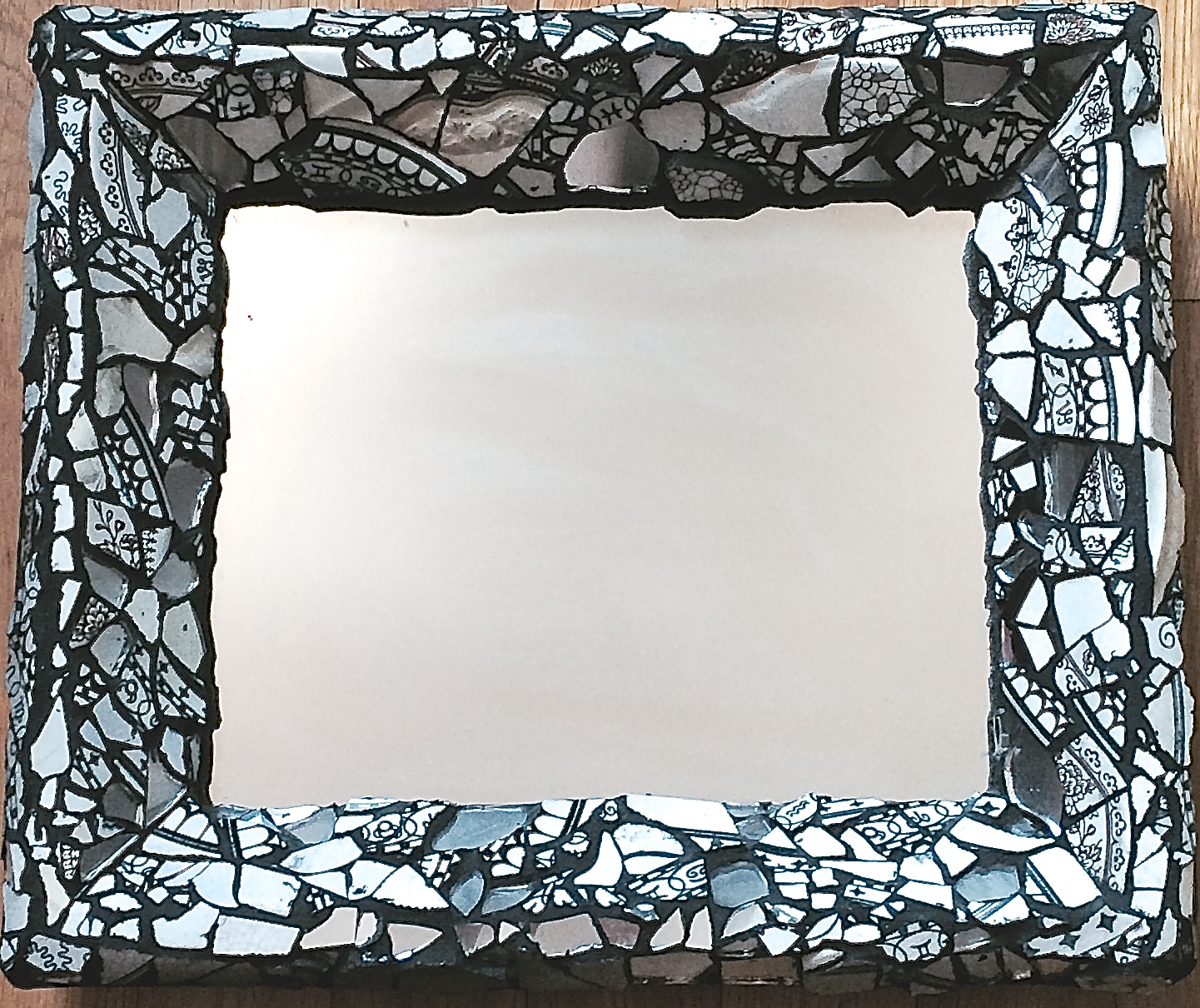 Details about   NEW Elegant Charcoal Glass Mirror Mosaic Photo Frame 