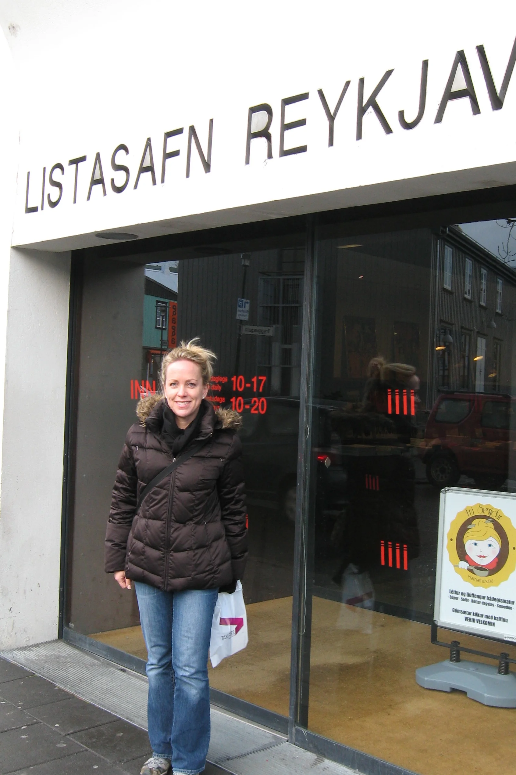 IMG_7940 - Version 2.jpg