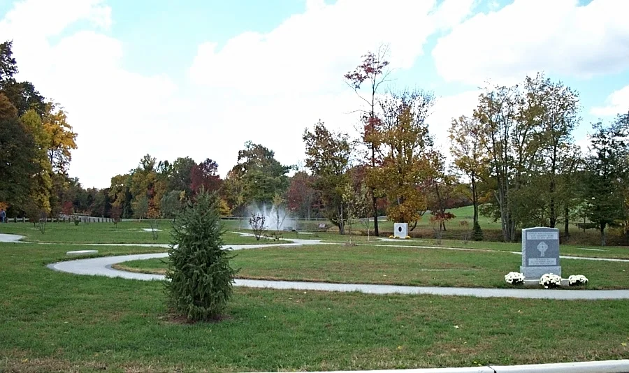 Doyle Cemetery 0019.jpg