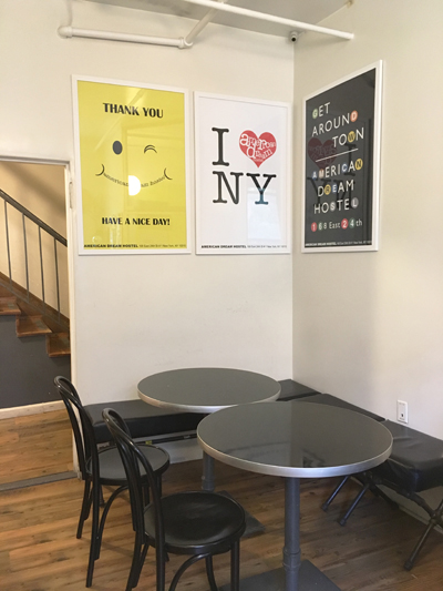  Meet up with friends and family at the lounge room – here surrounded by our New York-centric posters. 