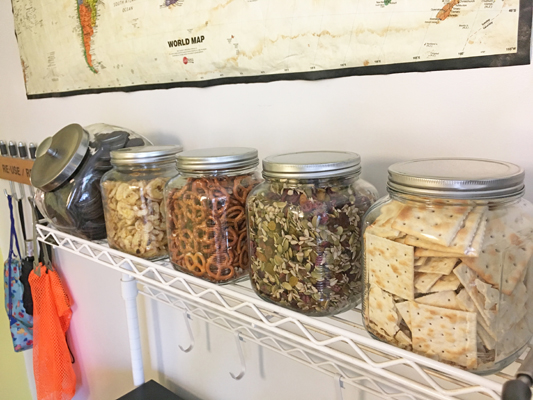  Need to power up with a midday snack? Jars of cookies, assorted nuts and dried fruit from our snack shelf can do the trick. 