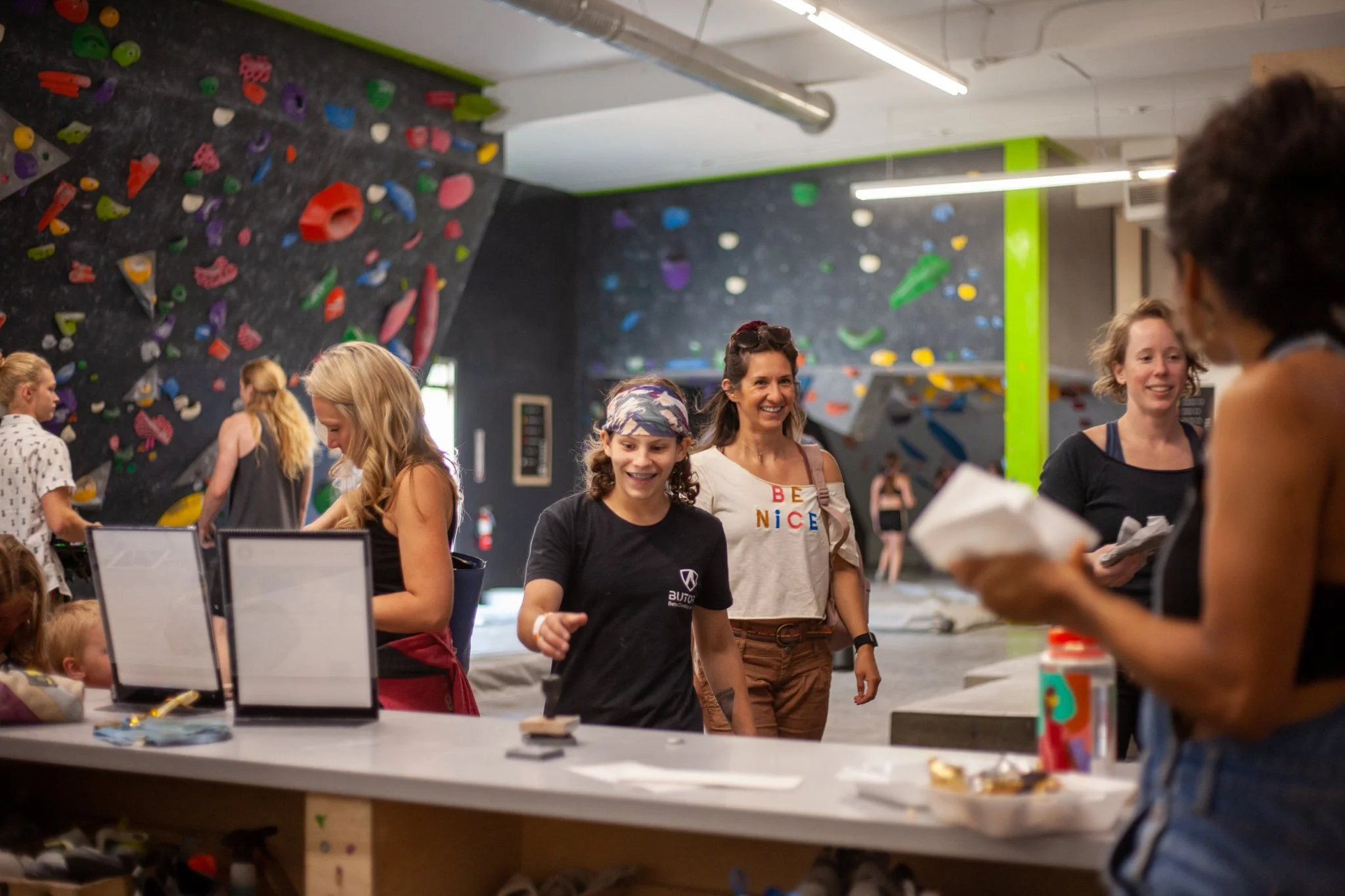 Shasta Rock Club – Indoor Rock Climbing in Redding (24/7)