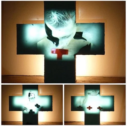 "Positive-Currents New Media" 