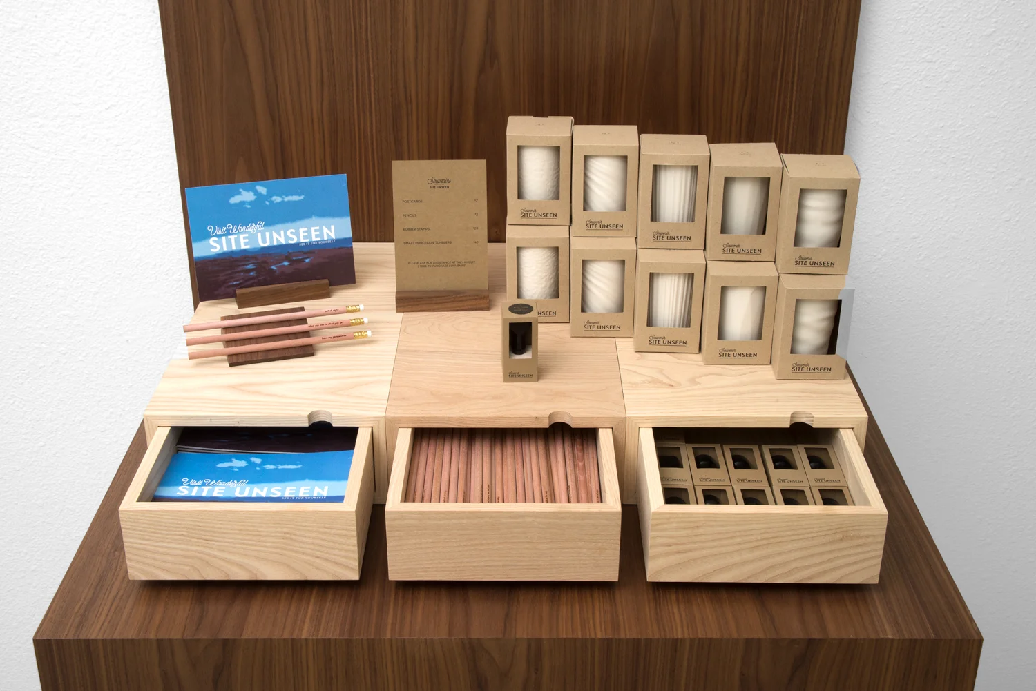 Souvenirs, Site Unseen