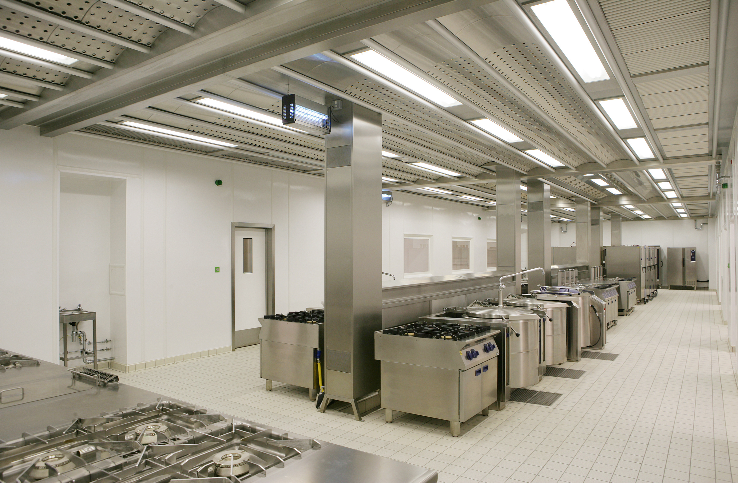 HMP Prison main kitchen, UK.jpg