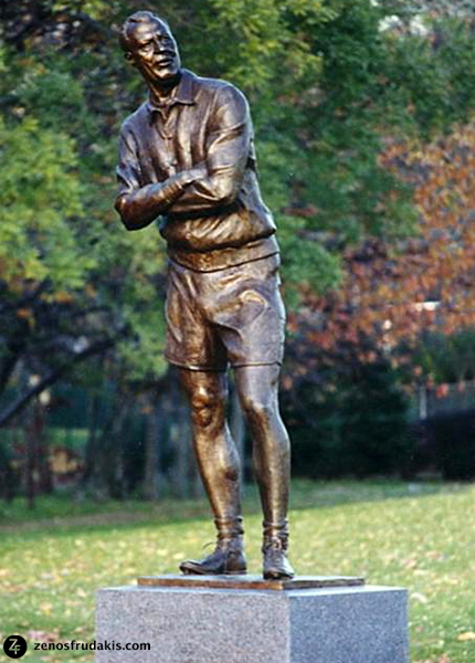 Coach Fritz Brennan, portrait statue