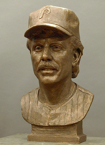 Mike Schmidt, portrait bust