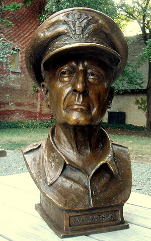 General Douglas MacArthur Sculpture