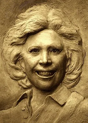 Dinah Shore, relief sculpture