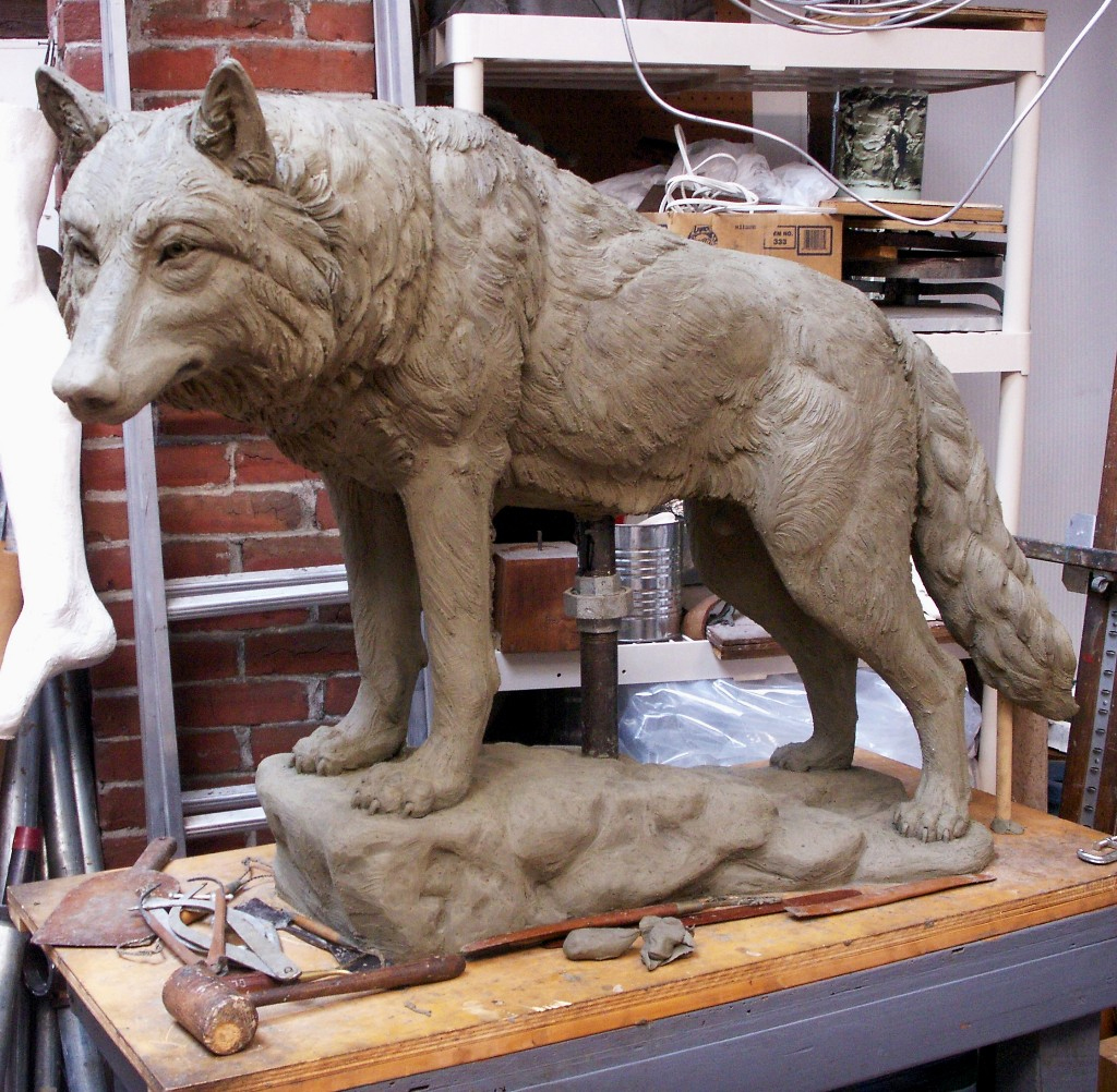 Wolf, Standing, animal sculpture