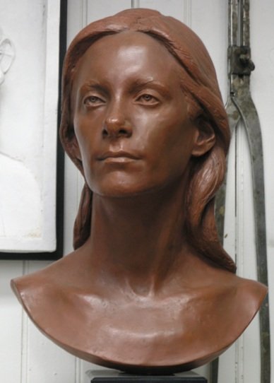 Rosalie Frudakis, portrait bust