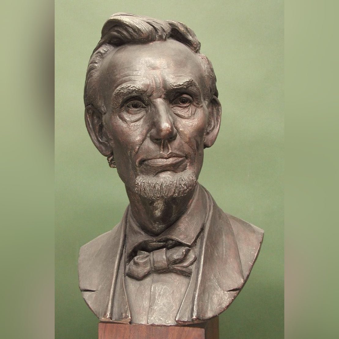 Old Abe, portrait sculpture of Abraham Lincoln