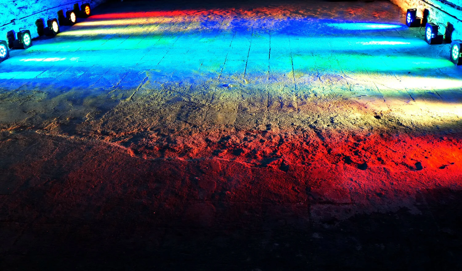 Back to Earth (tryptic 3 of 3)