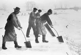 ice_cutting.jpg