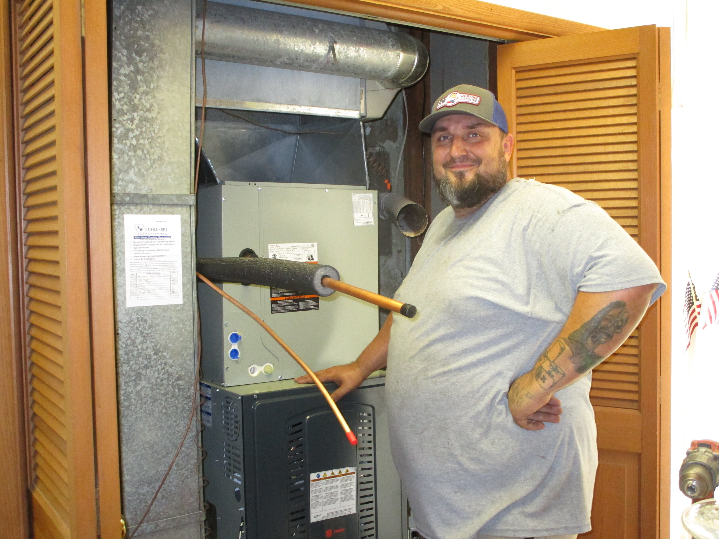 Jarid working on air conditioner  replacement 9-16-2021.JPG