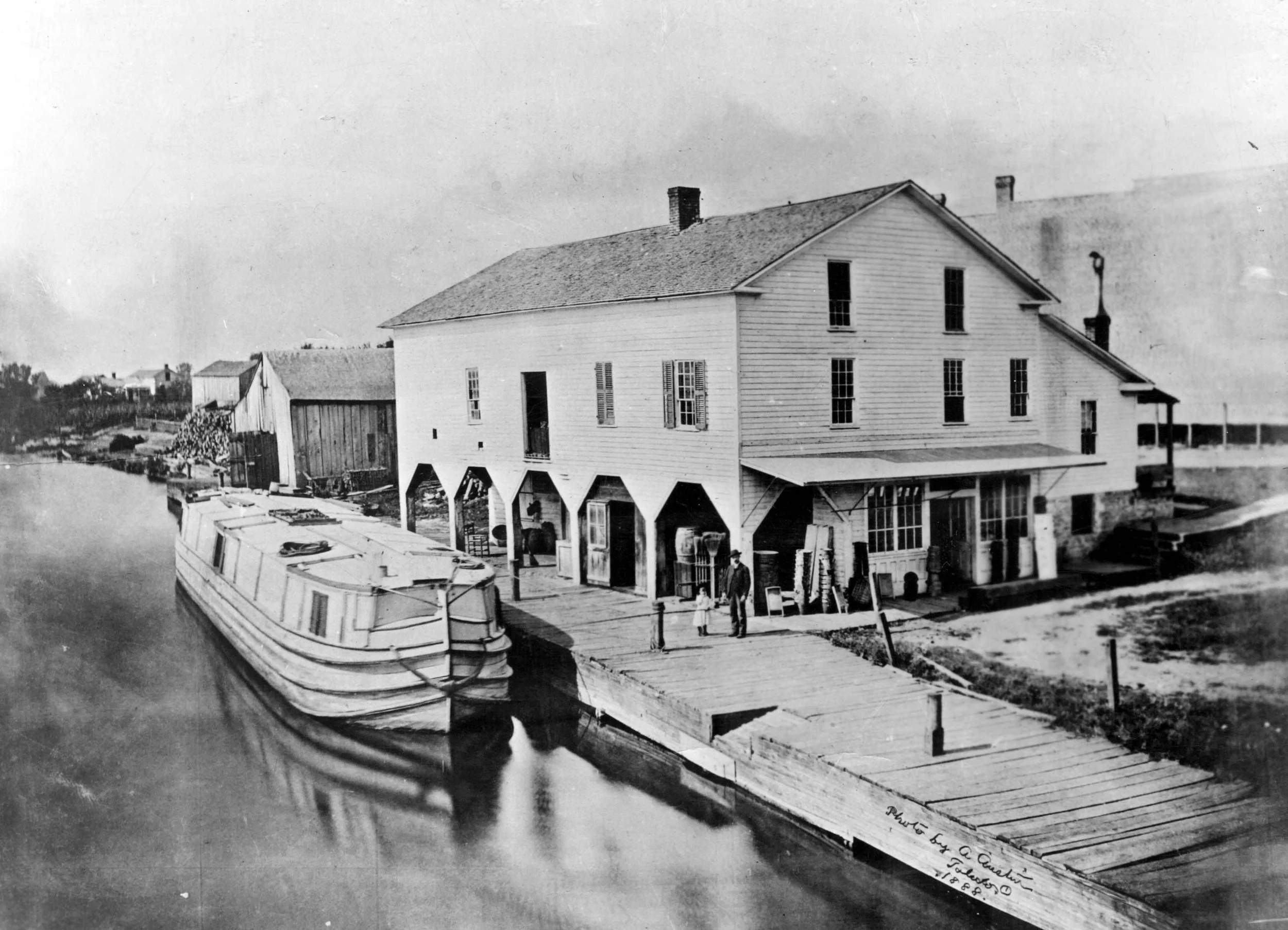 Rupp Canal Store with Wakeman.jpg