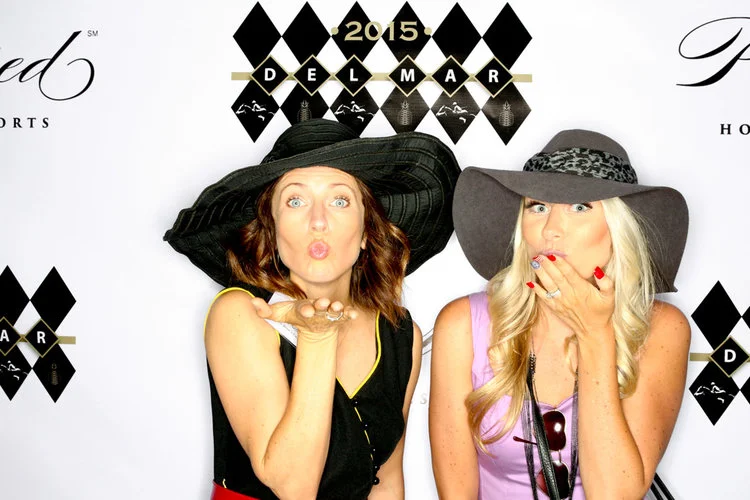 CORPORATE PARTY PHOTO BOOTHS