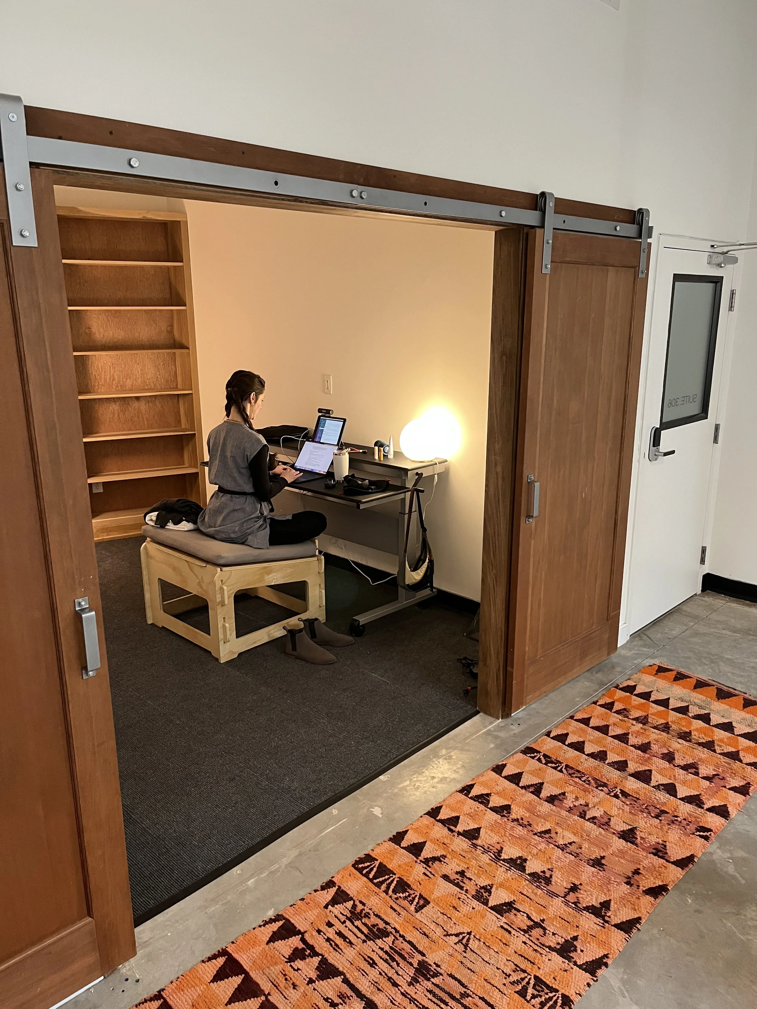 Satellite_office.jpg