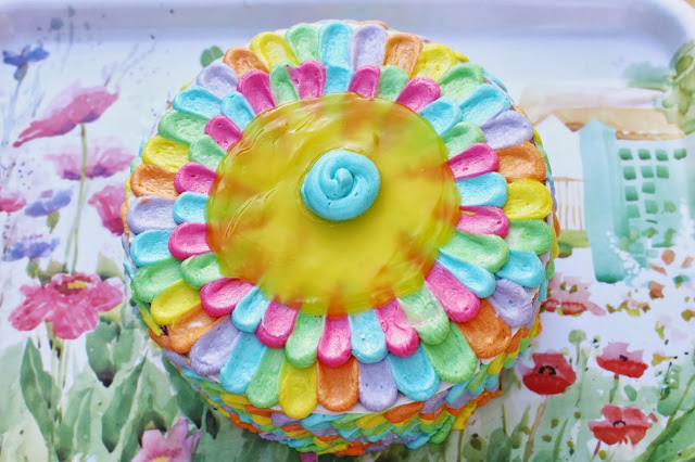 Rainbow+Petal+Cake+015.jpg
