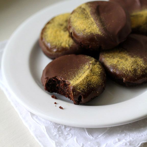 Flourless Chocolate Peanut Butter Cookies