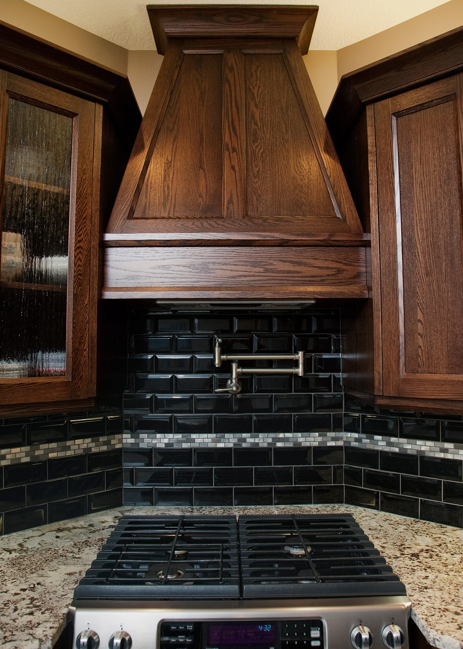range hood kitchen