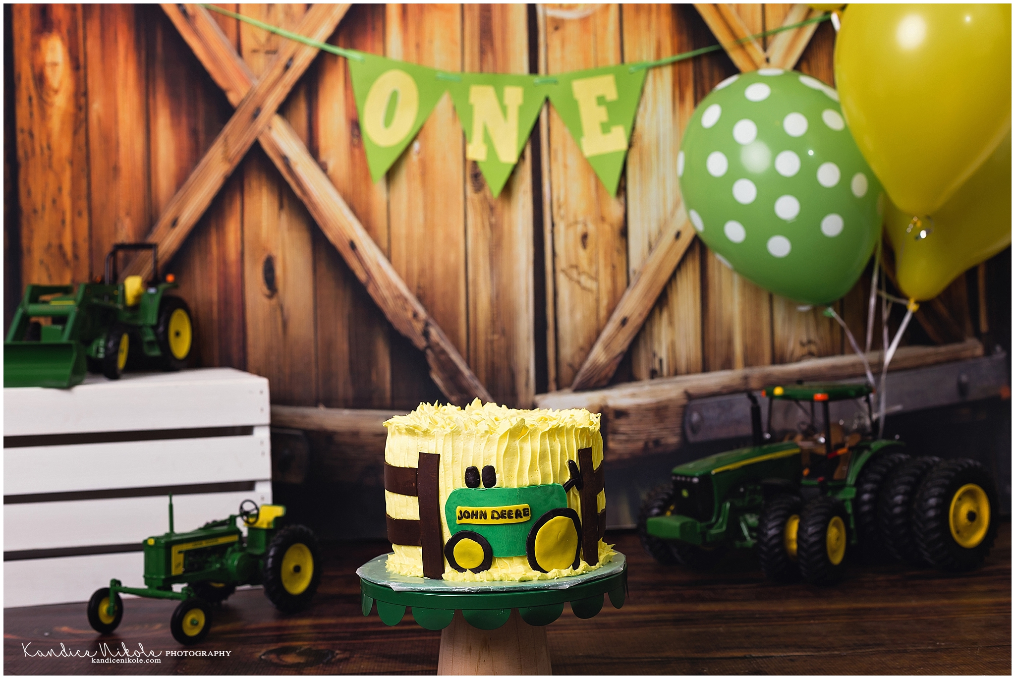 Mua Tractor Theme Birthday Party Decorations, Farm Animals 2nd Birthday  Party Supplies Bouquet Balloons trên Amazon Mỹ chính hãng 2023 | Fado