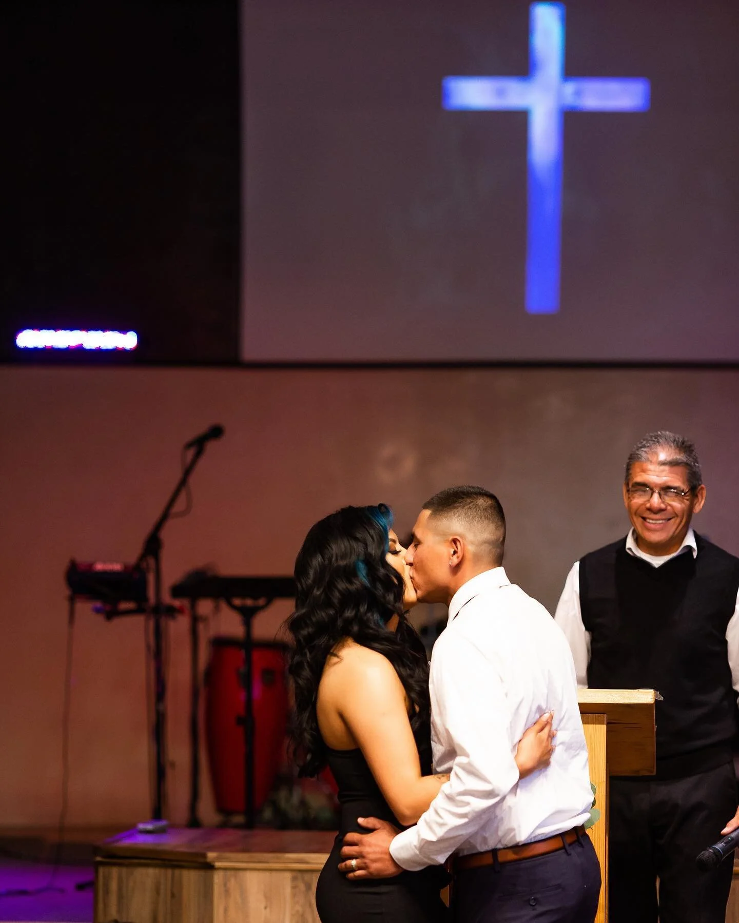 Mr + Mrs

I am so happy I was able to witness these two become husband and wife 🖤