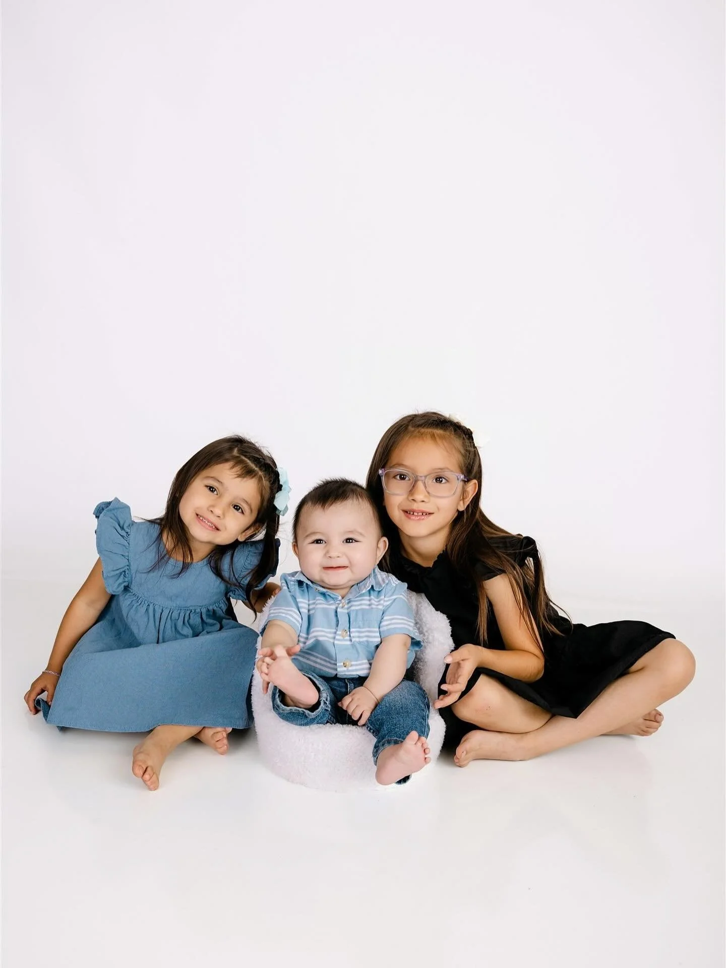 I had the sweetest sisters and their little brother in studio  recently!