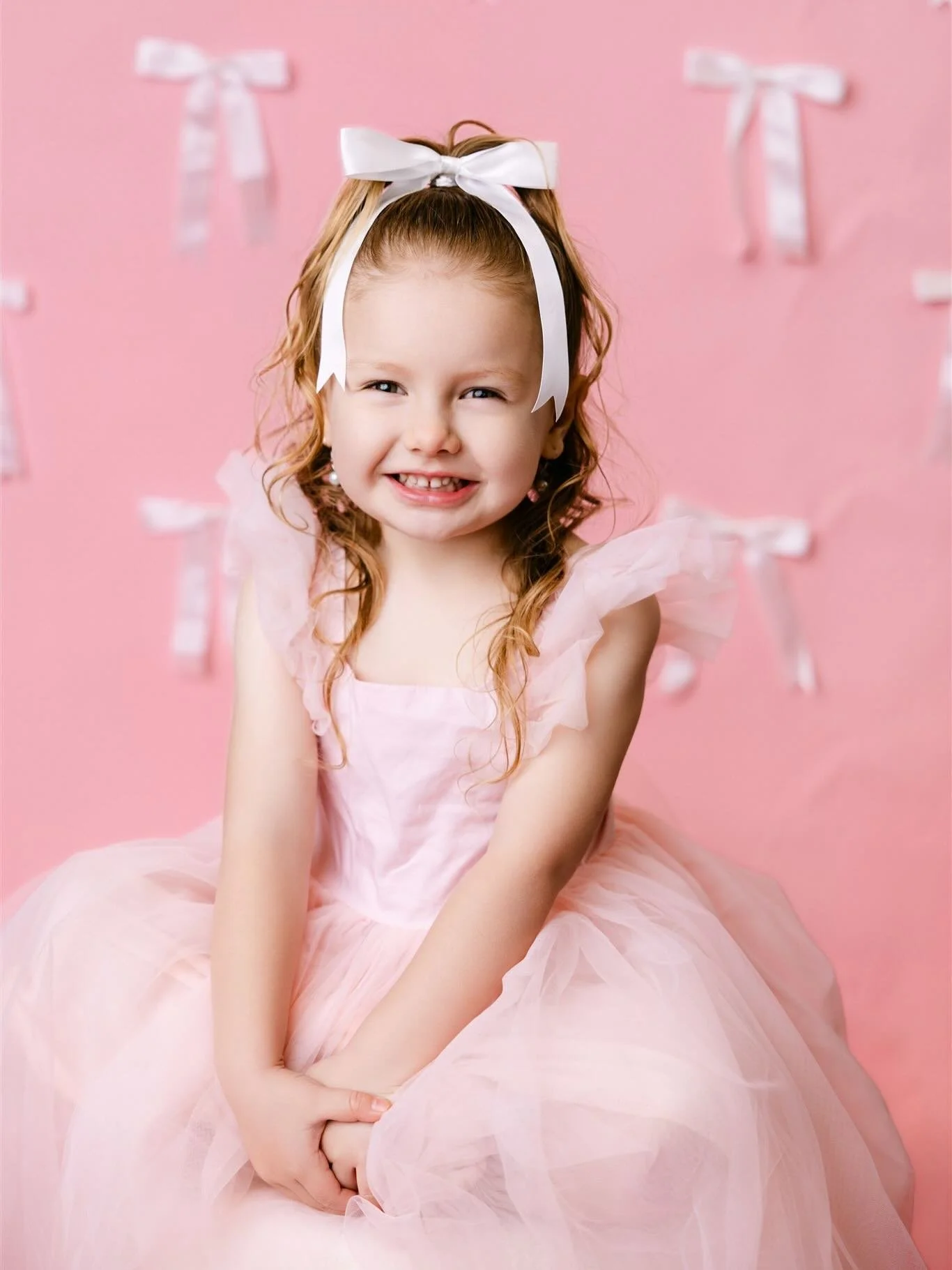 I&rsquo;m so excited to now be offering milestone birthday sessions. Milestone moments like these deserve to be captured! If you have a birthday/ milestone coming up for your child or for you let&rsquo;s celebrate it! 

Now help me wish this little o