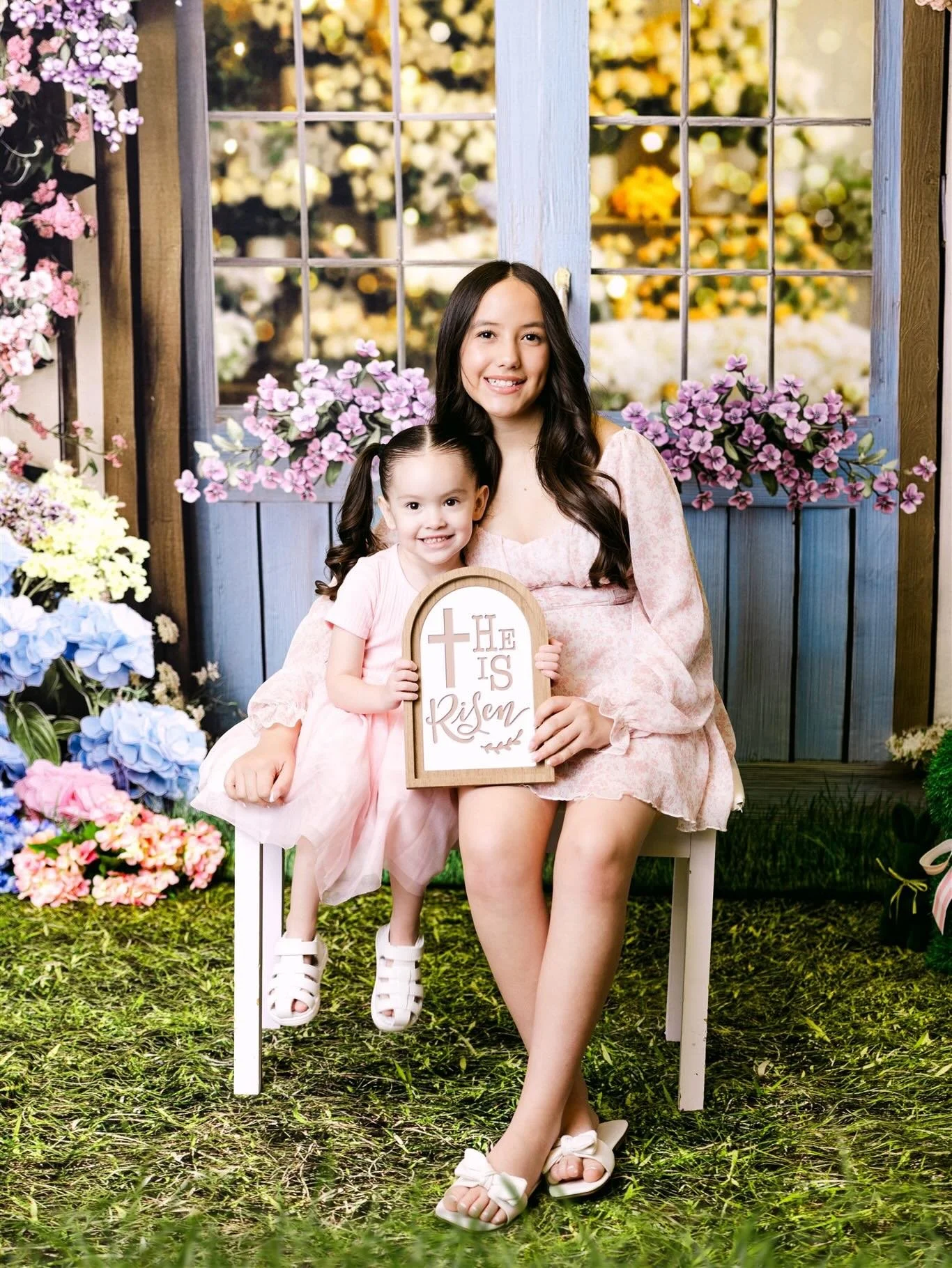 🌸 **Indoor Spring Sessions &ndash; March 21st!** 🌸

Celebrate spring without stressing over the weather or waiting for the blooms. These indoor sessions make it easy&mdash;just plan your outfits and enjoy fresh, updated photos filled with beautiful