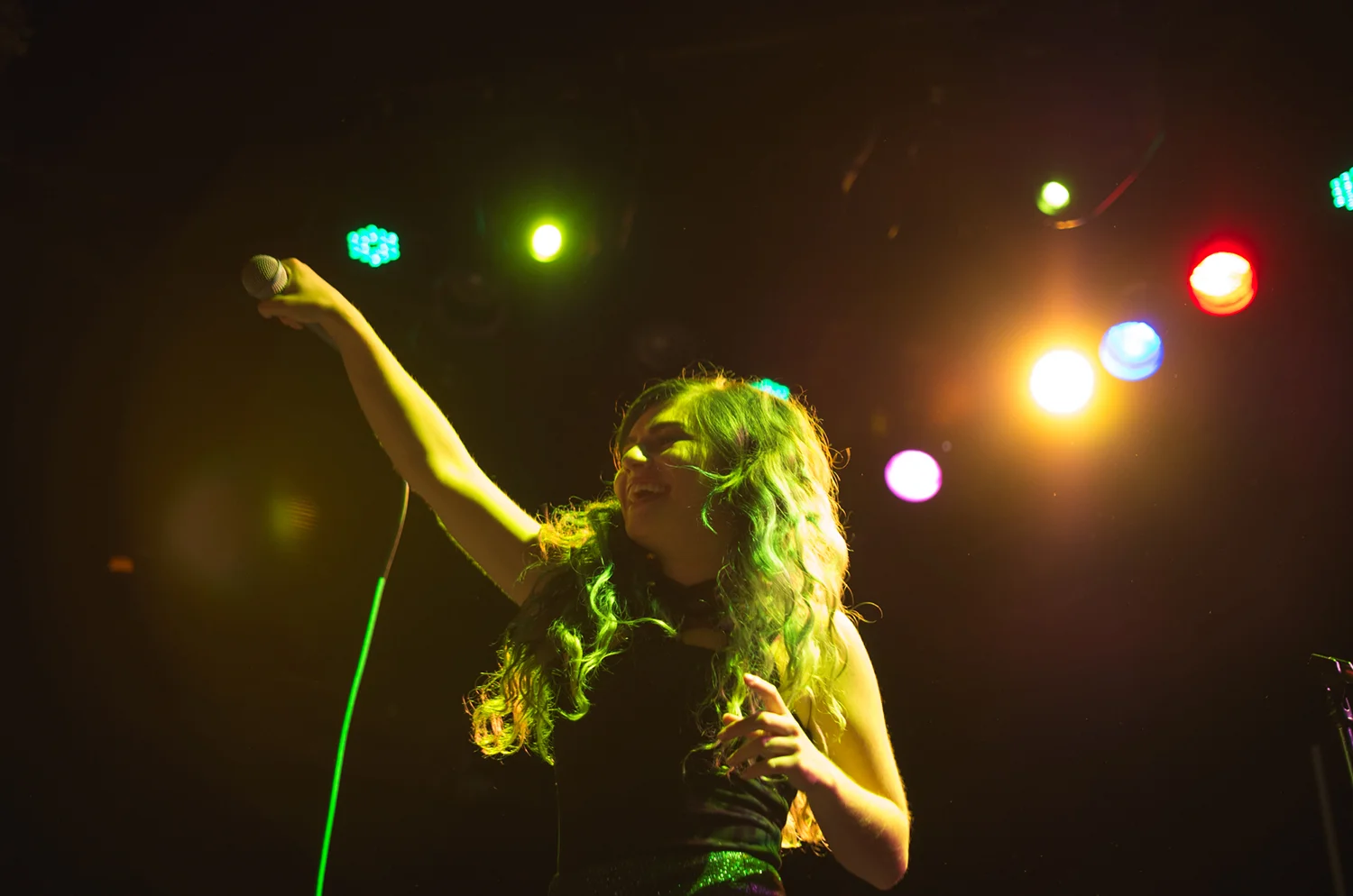 Phoebe Ryan at the Bowery Ballroom, 2015. For INTO THE CROWD .