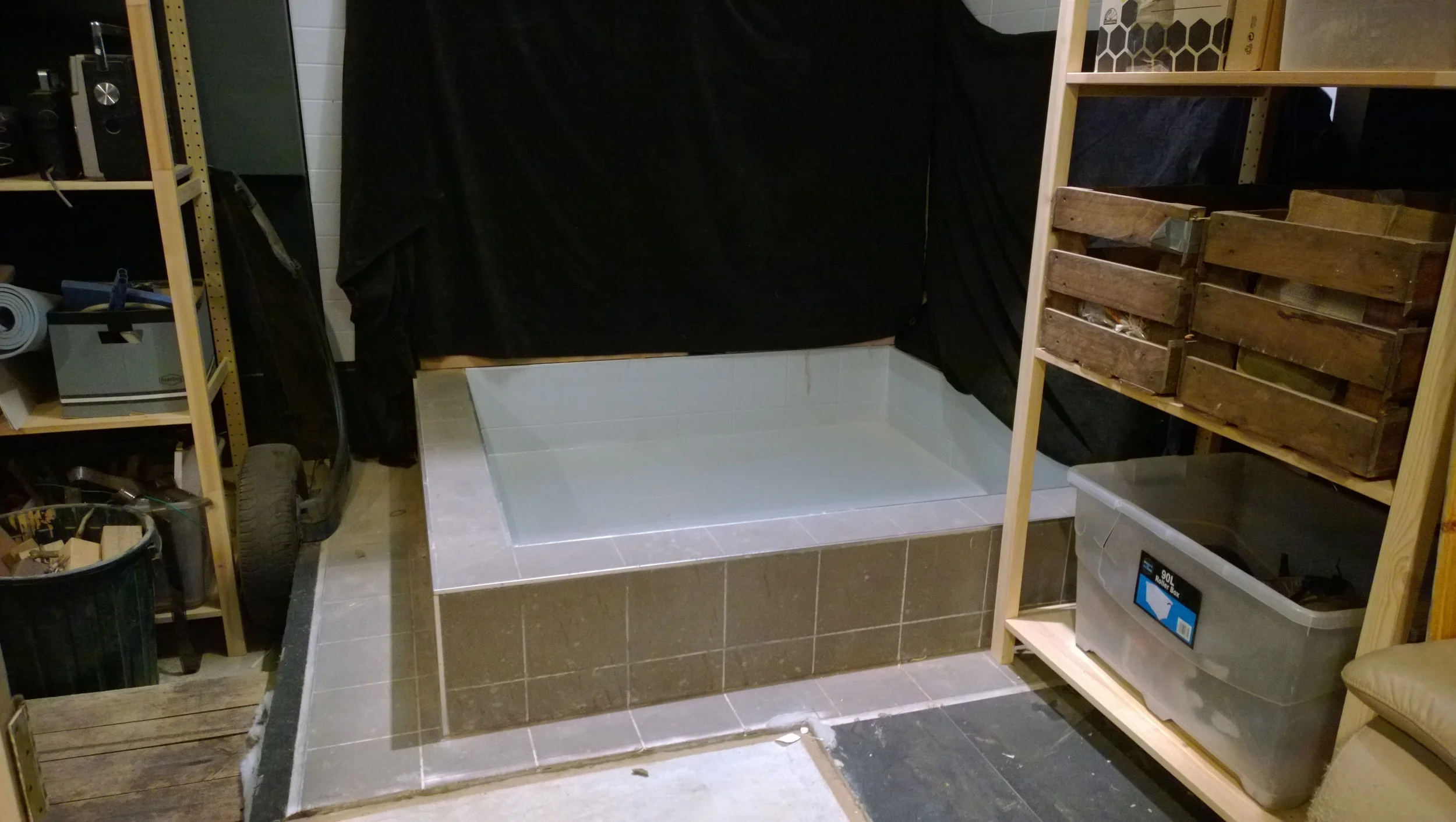 ...a pool for water effects....