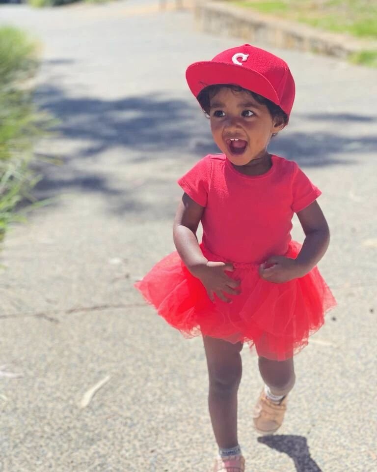 Spreading joy and red hot style! 🔥&hearts;️
Limited letters on red caps left.  Grab 'em before they're gone!

veetee14
.
.
.
#rookieandco #belittledreambig #kidssnapback #snapback #kids #toddler #kidshats #hats #personalisedcaps #personalised #caps 