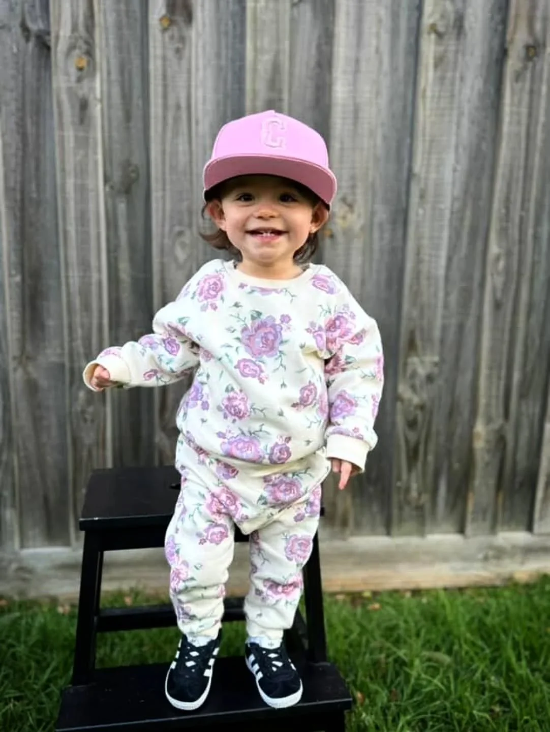 Caution: Smile may cause spontaneous &ldquo;awws&rdquo; 🩷
@mylittlecleo__ 

#rookieandco #belittledreambig #customcap #toddler #kids #kidscap #cap #hat #personalised #giftideas #cute