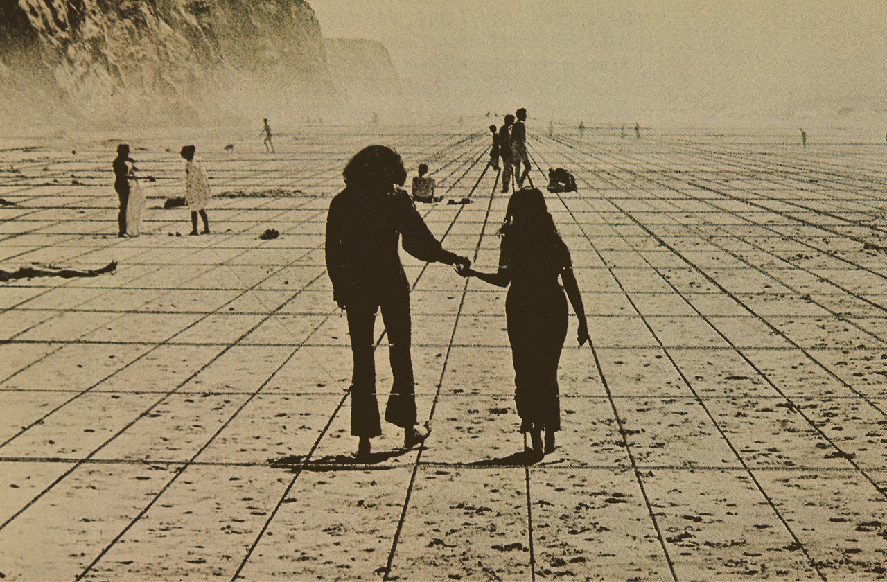 Il Monumento Continuo, Superstudio, 1969.