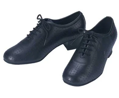 Practice shoes from Stephanie Dance Shoes. Can be used for both Latin and Standard.