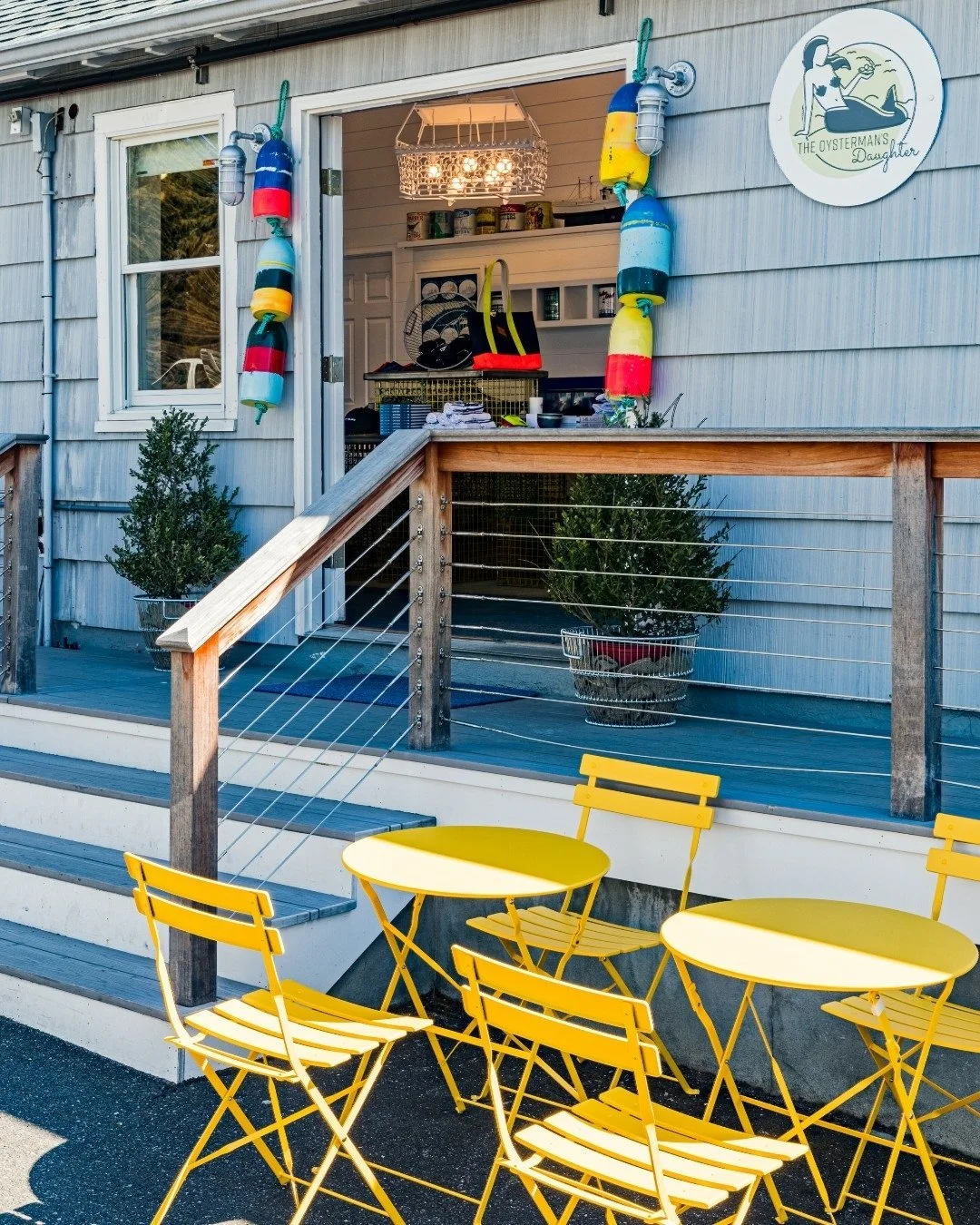 Most seafood shops send you home with your catch,  but we designed Oysterman&rsquo;s Daughter to let you enjoy it right where it&rsquo;s sourced.
Step inside for fresh oysters, clams, and lobsters, browse curated culinary tools and home goods, then h