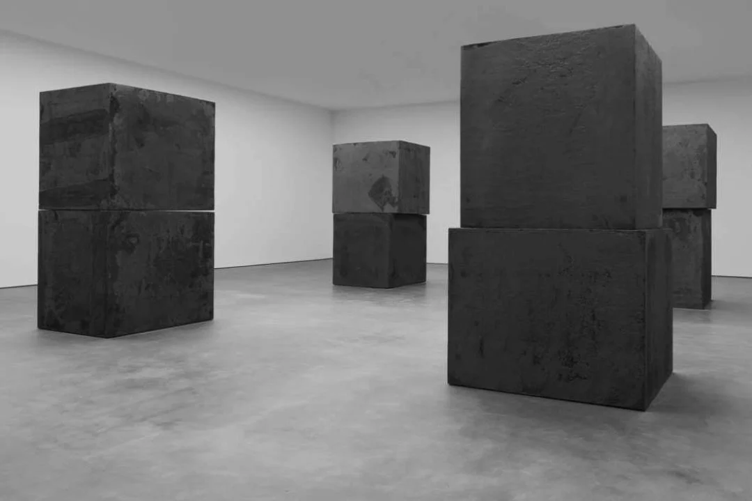 Since the 1960s, Richard Serra has focused on the essential qualities of sculpture such as mass, weight, space, and how materials respond to gravity rather than imagery, creating works that heighten our awareness of our surroundings.

In Equal, eight