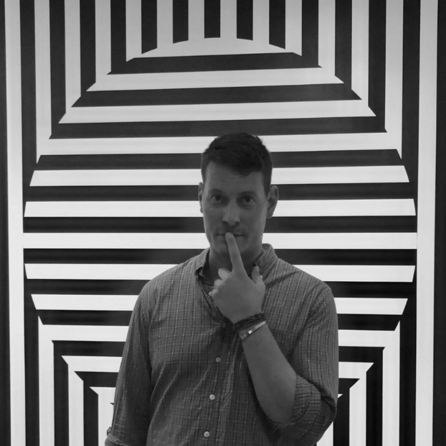 Founded in 2012, HuxHux Design Inc. is an award-winning design agency in New York City founded by Harvard-trained architect Justin Huxol. The studio takes an adaptive, process-driven approach, creating interiors for residential, commercial, retail, a