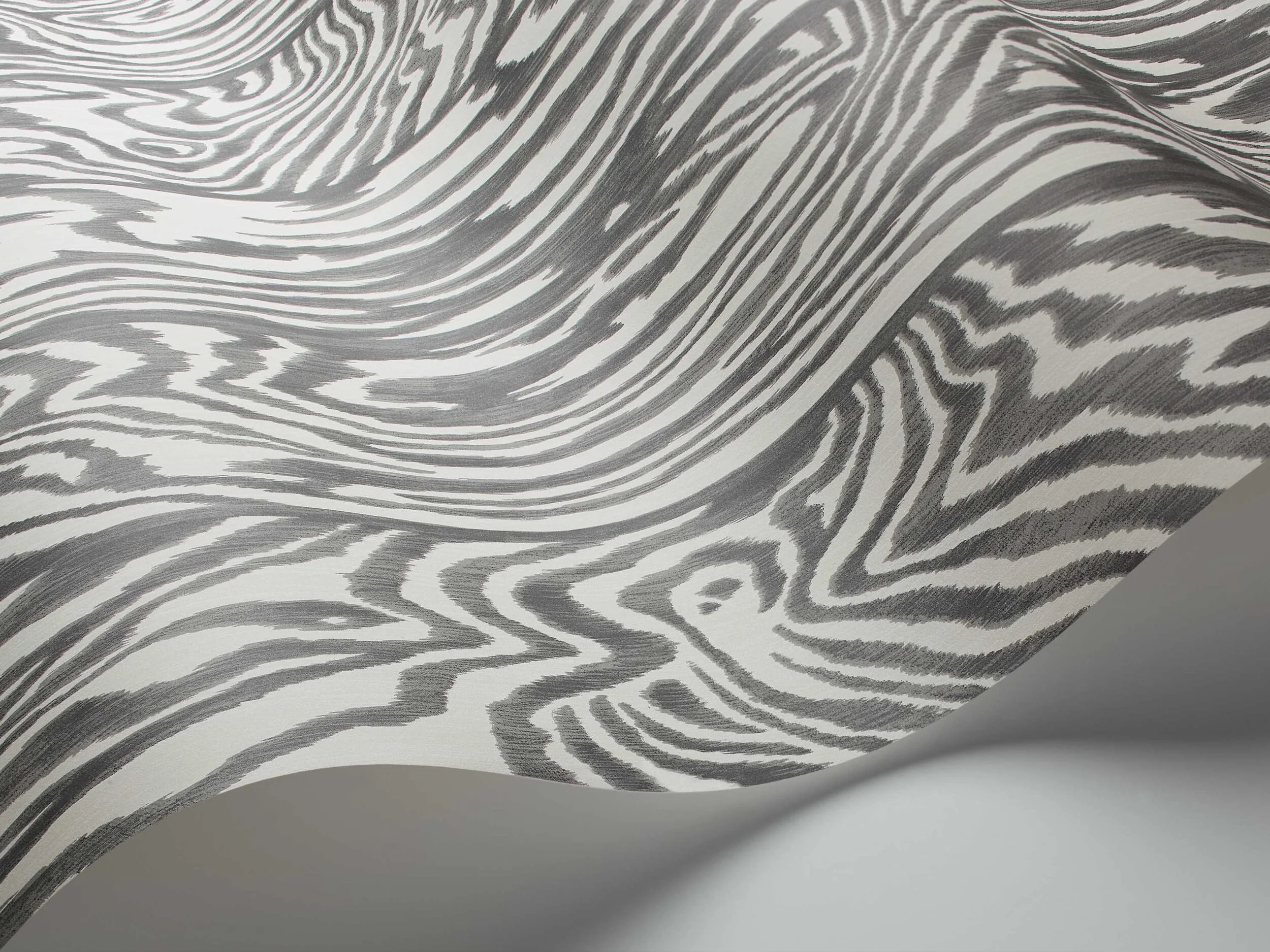 107/1003 ZEBRAWOOD WALLPAPER